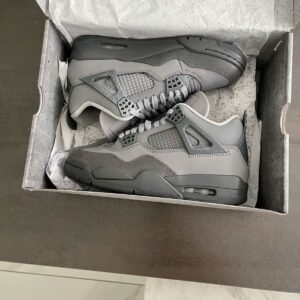 Authentic Jordan Sneakers Pallet: 50+ Resale-Ready Air Jordan Pairs